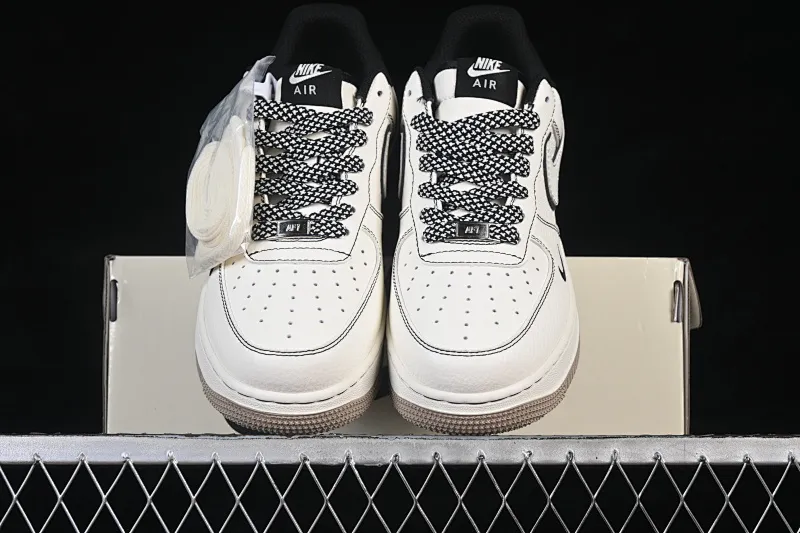All categories Nk Air Force 1 Air Force series Nk Air Force 1 Low Air Force low-top Nike Air Force 1'07 Low Hand-painted style Air Force 1 low-top casual sneakers MM3399-819